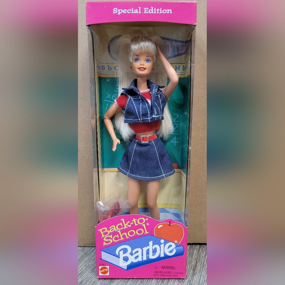 1996 Back To School Barbie Doll #17099 Special Edition
